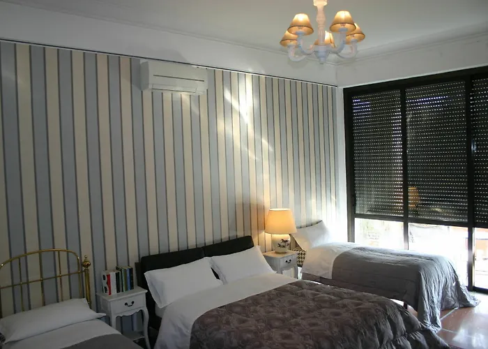 Bonne Nuit Bed & Breakfast
